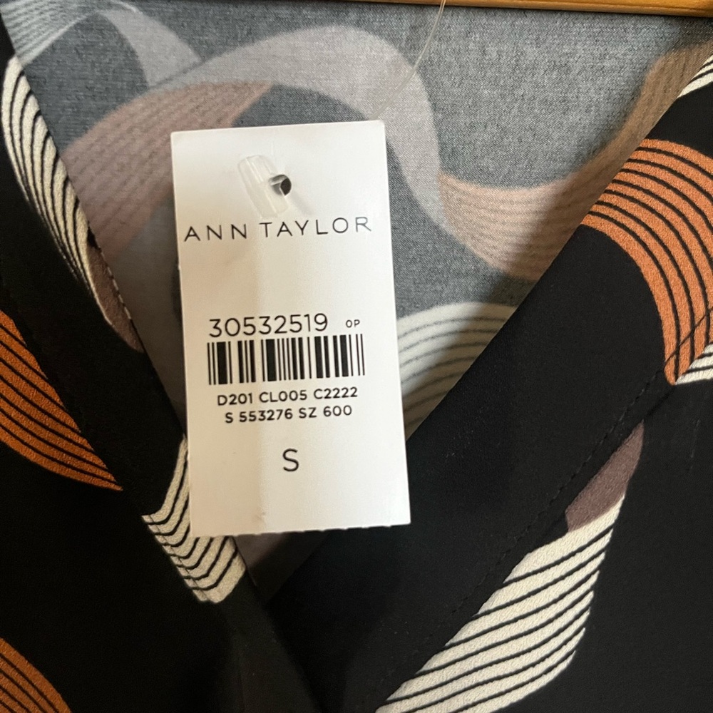 Ann Taylor Black and Brown Patterned Blouse